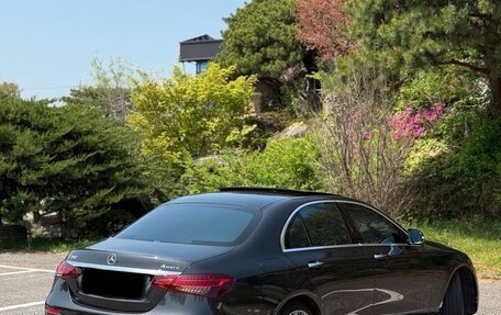 Mercedes-Benz E-Класс, 2022 год, 3 500 000 рублей, 7 фотография