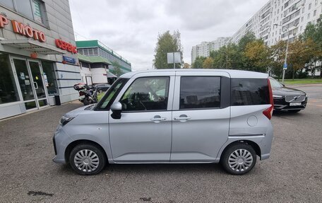 Toyota Roomy I, 2021 год, 1 018 000 рублей, 5 фотография