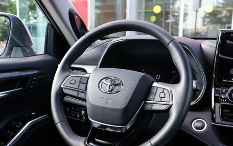 Toyota Highlander, 2025 год, 6 104 000 рублей, 12 фотография