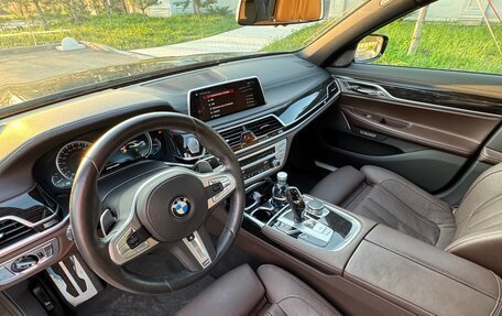 BMW 7 серия, 2018 год, 5 000 000 рублей, 8 фотография