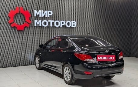 Hyundai Solaris II рестайлинг, 2012 год, 920 000 рублей, 8 фотография