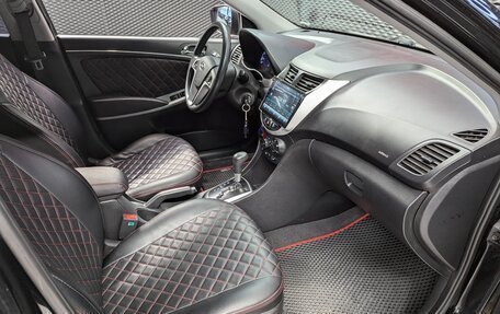 Hyundai Solaris II рестайлинг, 2012 год, 920 000 рублей, 19 фотография