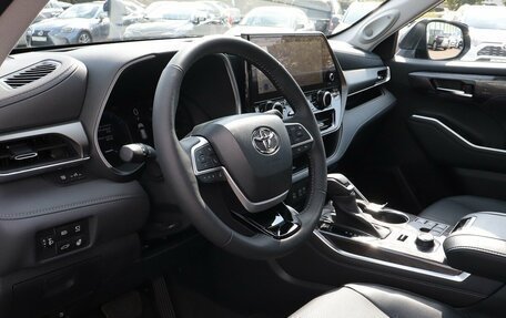 Toyota Highlander, 2025 год, 5 936 000 рублей, 15 фотография