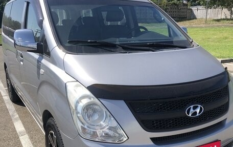 Hyundai Grand Starex Grand Starex I рестайлинг 2, 2012 год, 1 390 000 рублей, 2 фотография