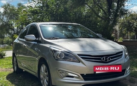 Hyundai Solaris II рестайлинг, 2016 год, 965 000 рублей, 3 фотография