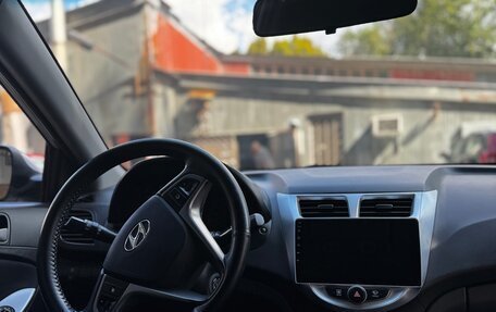 Hyundai Solaris II рестайлинг, 2016 год, 965 000 рублей, 10 фотография