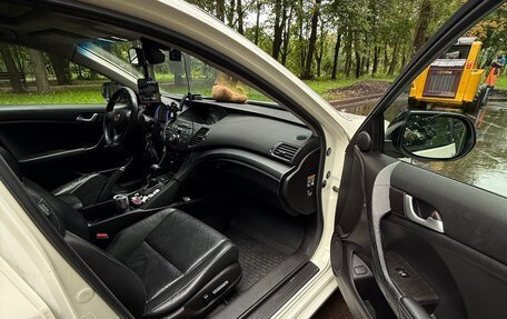 Honda Accord VIII рестайлинг, 2011 год, 1 800 000 рублей, 8 фотография