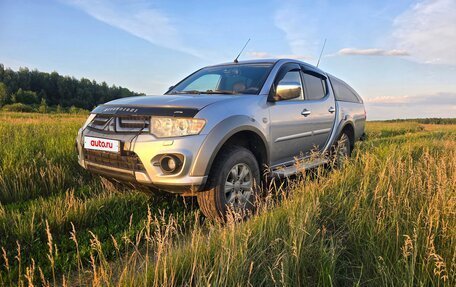 Mitsubishi L200 IV рестайлинг, 2014 год, 1 750 000 рублей, 2 фотография