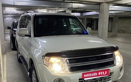 Mitsubishi Pajero IV, 2014 год, 2 700 000 рублей, 5 фотография