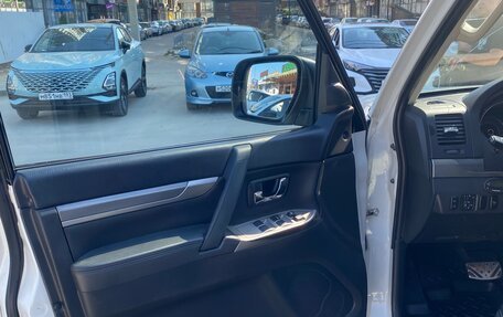 Mitsubishi Pajero IV, 2014 год, 2 700 000 рублей, 13 фотография