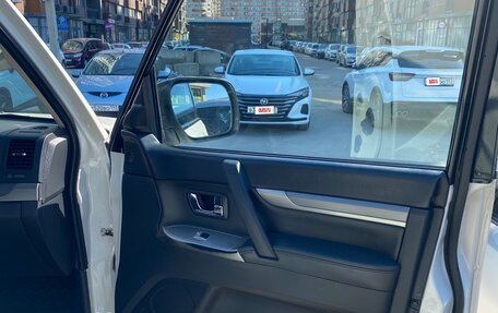 Mitsubishi Pajero IV, 2014 год, 2 700 000 рублей, 15 фотография