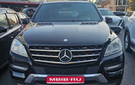 Mercedes-Benz M-Класс, 2011 год, 1 990 000 рублей, 1 фотография