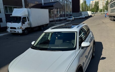 Volkswagen Tiguan II, 2019 год, 3 200 000 рублей, 4 фотография