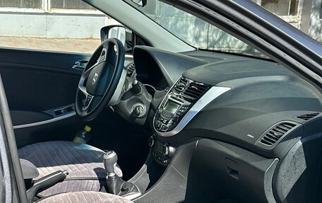 Hyundai Solaris II рестайлинг, 2012 год, 815 000 рублей, 8 фотография