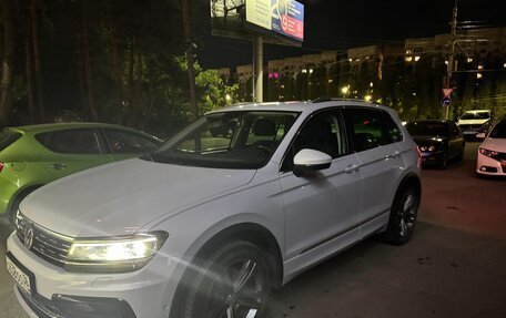 Volkswagen Tiguan II, 2019 год, 3 200 000 рублей, 11 фотография