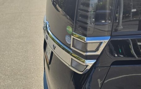 Toyota Voxy III, 2018 год, 2 150 000 рублей, 16 фотография