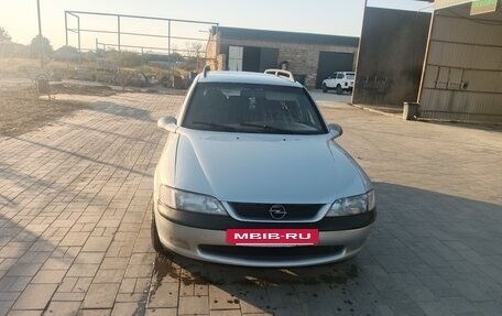 Opel Vectra B рестайлинг, 1997 год, 310 000 рублей, 2 фотография