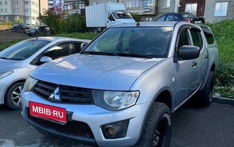 Mitsubishi L200 IV рестайлинг, 2010 год, 1 050 000 рублей, 1 фотография