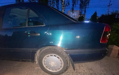 Mercedes-Benz C-Класс, 1996 год, 250 000 рублей, 10 фотография