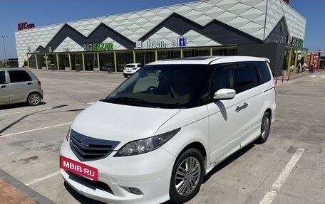 Honda Elysion I, 2004 год, 1 500 040 рублей, 3 фотография