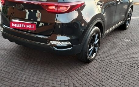 KIA Sportage IV рестайлинг, 2021 год, 3 000 000 рублей, 6 фотография