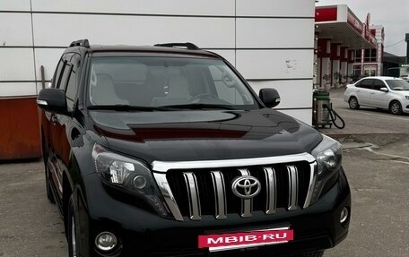 Toyota Land Cruiser Prado 150 рестайлинг 2, 2015 год, 2 950 000 рублей, 5 фотография