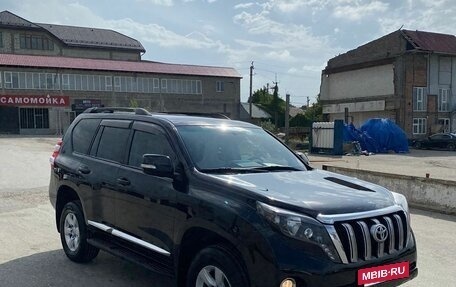 Toyota Land Cruiser Prado 150 рестайлинг 2, 2015 год, 2 950 000 рублей, 2 фотография