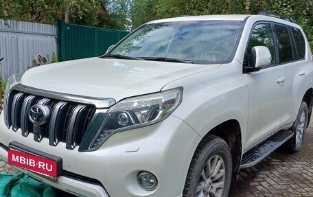 Toyota Land Cruiser Prado 150 рестайлинг 2, 2017 год, 4 635 000 рублей, 1 фотография