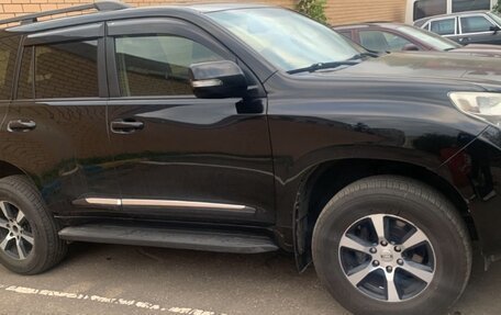 Toyota Land Cruiser Prado 150 рестайлинг 2, 2012 год, 2 600 000 рублей, 2 фотография