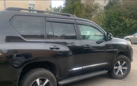 Toyota Land Cruiser Prado 150 рестайлинг 2, 2012 год, 2 600 000 рублей, 3 фотография