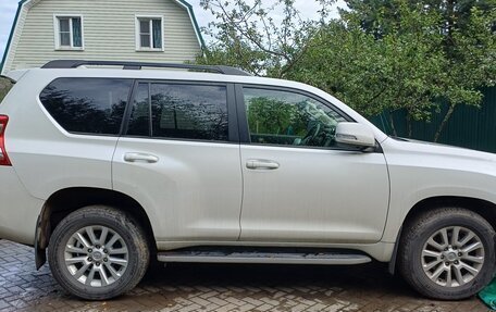 Toyota Land Cruiser Prado 150 рестайлинг 2, 2017 год, 4 635 000 рублей, 3 фотография