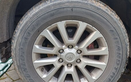 Toyota Land Cruiser Prado 150 рестайлинг 2, 2017 год, 4 635 000 рублей, 15 фотография