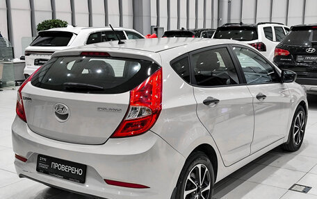 Hyundai Solaris II рестайлинг, 2015 год, 799 000 рублей, 5 фотография