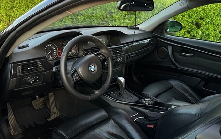 BMW 3 серия, 2007 год, 1 090 000 рублей, 9 фотография