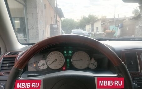 Chrysler 300C II, 2004 год, 600 000 рублей, 5 фотография