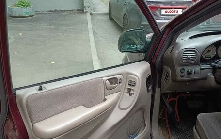 Dodge Caravan IV, 2001 год, 570 000 рублей, 7 фотография