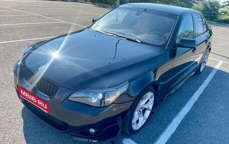 BMW 5 серия, 2004 год, 900 000 рублей, 1 фотография