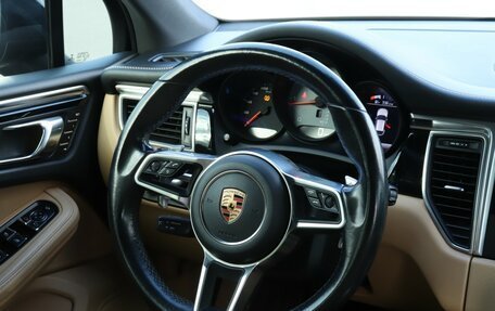 Porsche Macan I рестайлинг, 2016 год, 4 450 000 рублей, 15 фотография