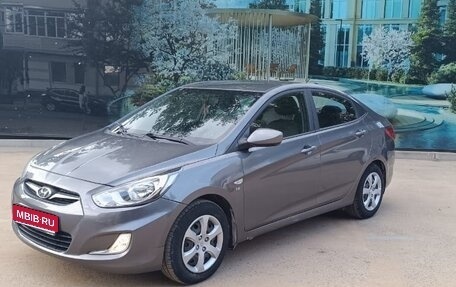 Hyundai Solaris II рестайлинг, 2012 год, 790 000 рублей, 1 фотография