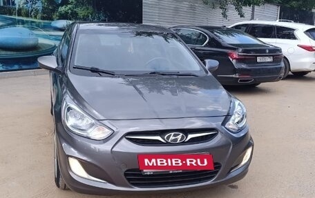Hyundai Solaris II рестайлинг, 2012 год, 790 000 рублей, 10 фотография