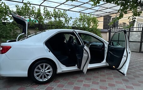 Toyota Camry, 2013 год, 1 400 000 рублей, 4 фотография