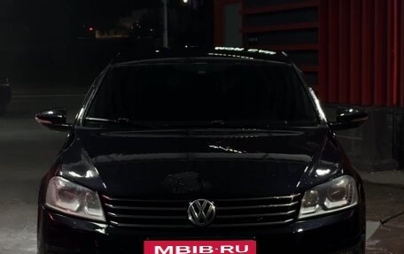 Volkswagen Passat B7, 2011 год, 900 000 рублей, 6 фотография