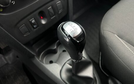 Renault Sandero II рестайлинг, 2018 год, 1 100 000 рублей, 19 фотография