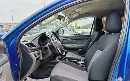 Mitsubishi L200 IV рестайлинг, 2018 год, 1 499 000 рублей, 9 фотография