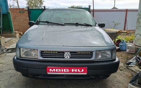 Volkswagen Passat B3, 1988 год, 135 000 рублей, 1 фотография