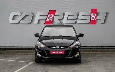 Hyundai Solaris II рестайлинг, 2011 год, 700 000 рублей, 3 фотография