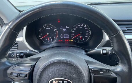 KIA Rio IV, 2021 год, 1 100 000 рублей, 2 фотография