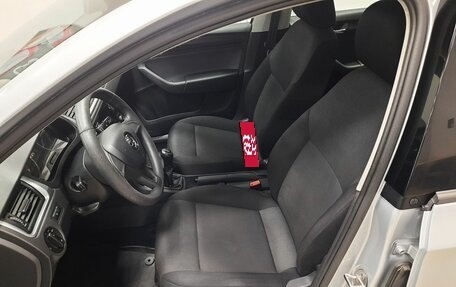 Skoda Rapid I, 2017 год, 946 000 рублей, 13 фотография