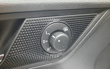 Skoda Rapid I, 2017 год, 946 000 рублей, 23 фотография