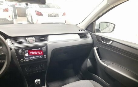 Skoda Rapid I, 2017 год, 946 000 рублей, 26 фотография